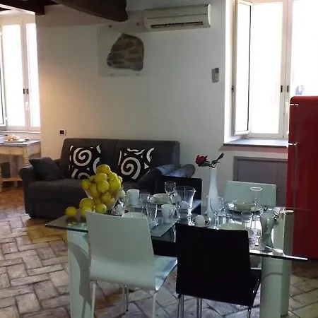 Apartment Antico Di Bracciano (Rome)
