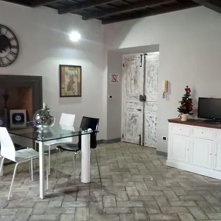 Antico Di Apartment *