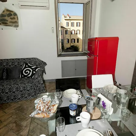 Antico Di Apartment *